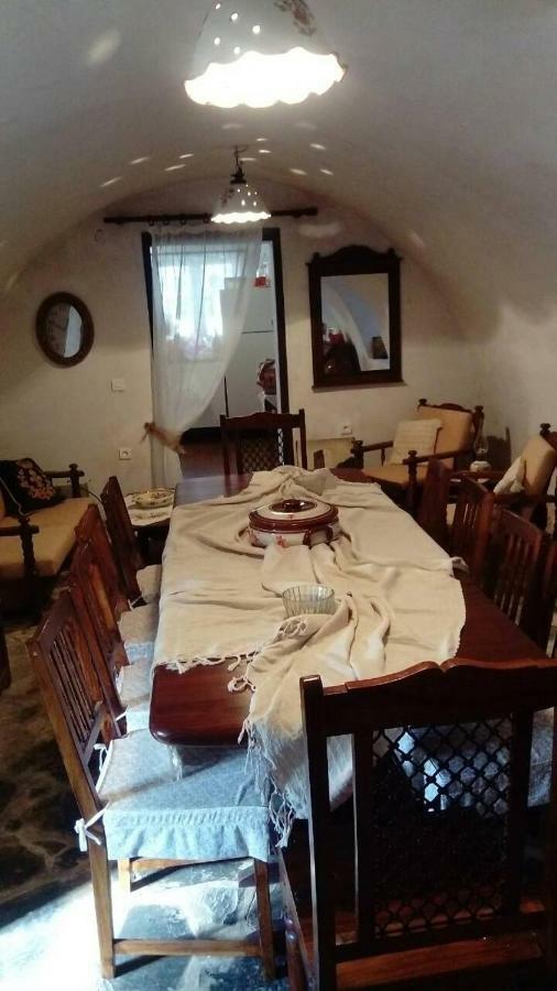 Charouda Stone Tower Apartment Pírgos Dhiroú Bagian luar foto