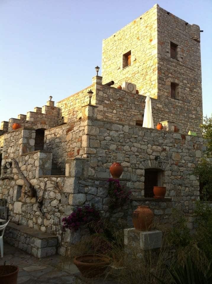 Charouda Stone Tower Apartment Pírgos Dhiroú Bagian luar foto